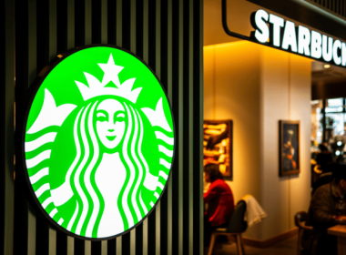Get Free Starbucks – 10 Hacks You Gotta Try!